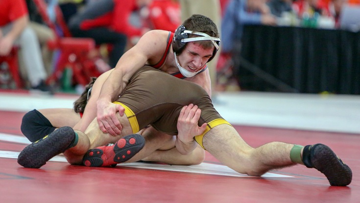 Wrestling team sits fourth after day one of NCAA DIII Central Regional
